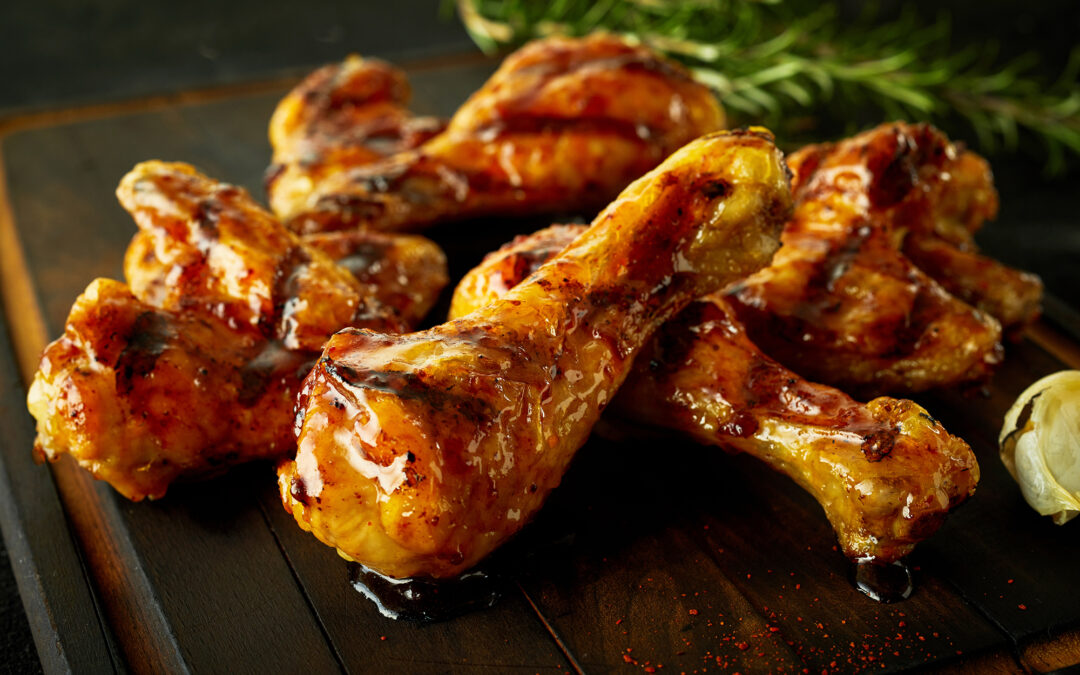 Chicken Wings mit Rosmarin – Hubers Landhendl startet in die Grillsaison