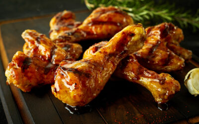 Chicken Wings mit Rosmarin – Hubers Landhendl startet in die Grillsaison